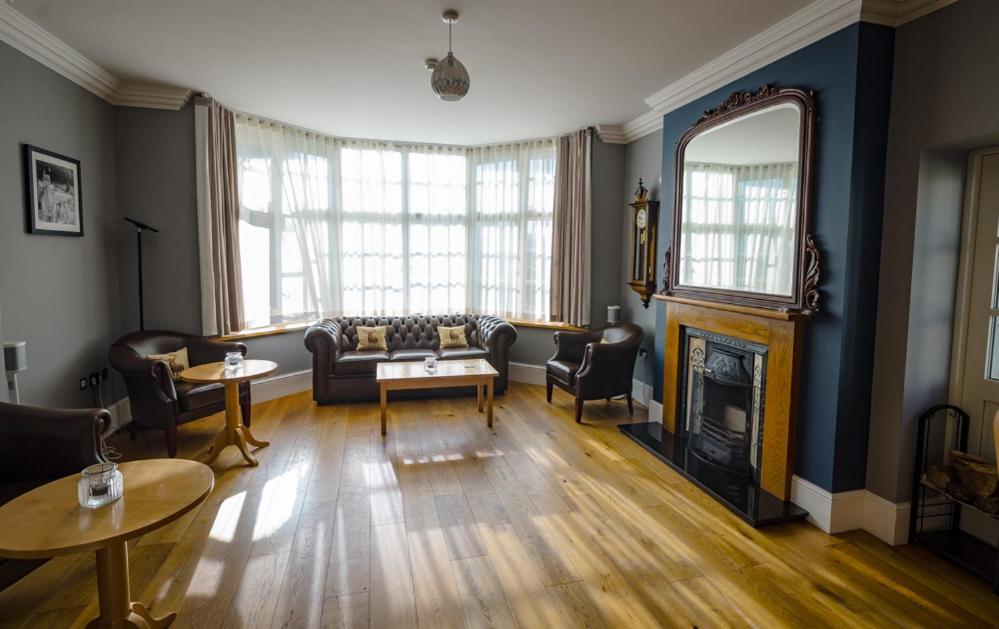 ホテル Northgate House バックファストリー エクステリア 写真